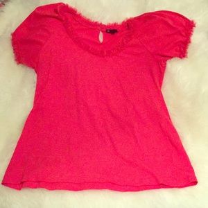 Adorable and stylish pink shirt!